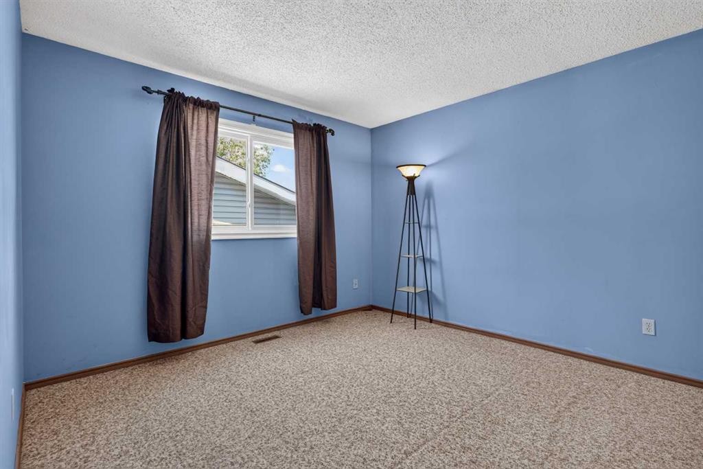 359 Maitland Crescent Ne, Calgary, AB