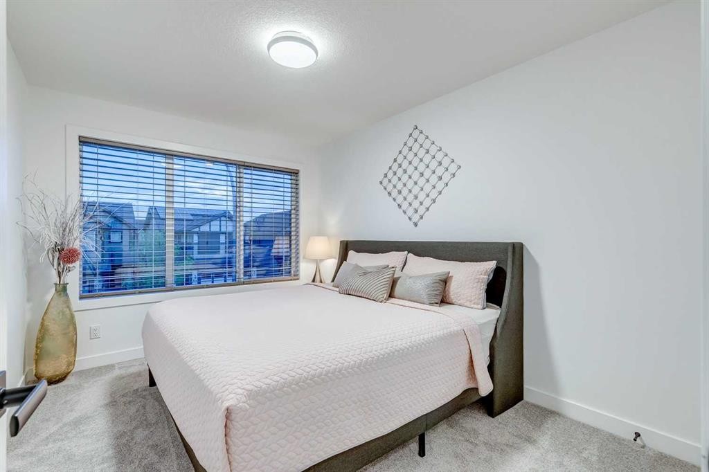 49 Masters Terrace Se, Calgary, AB