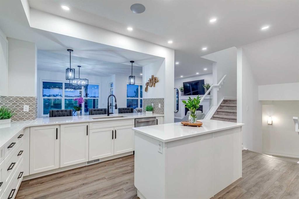 49 Masters Terrace Se, Calgary, AB