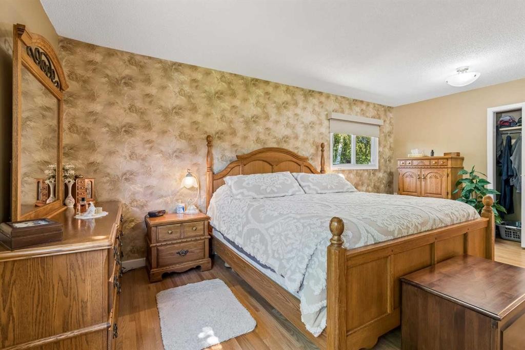 9403 Abbott Place Se, Calgary, AB