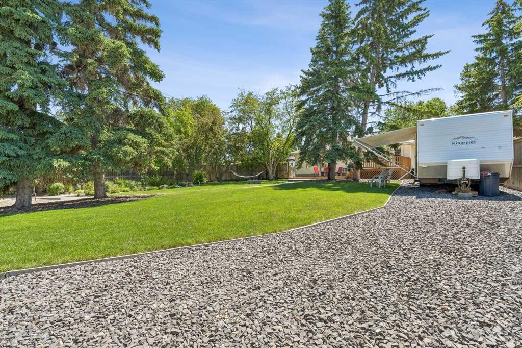 9403 Abbott Place Se, Calgary, AB