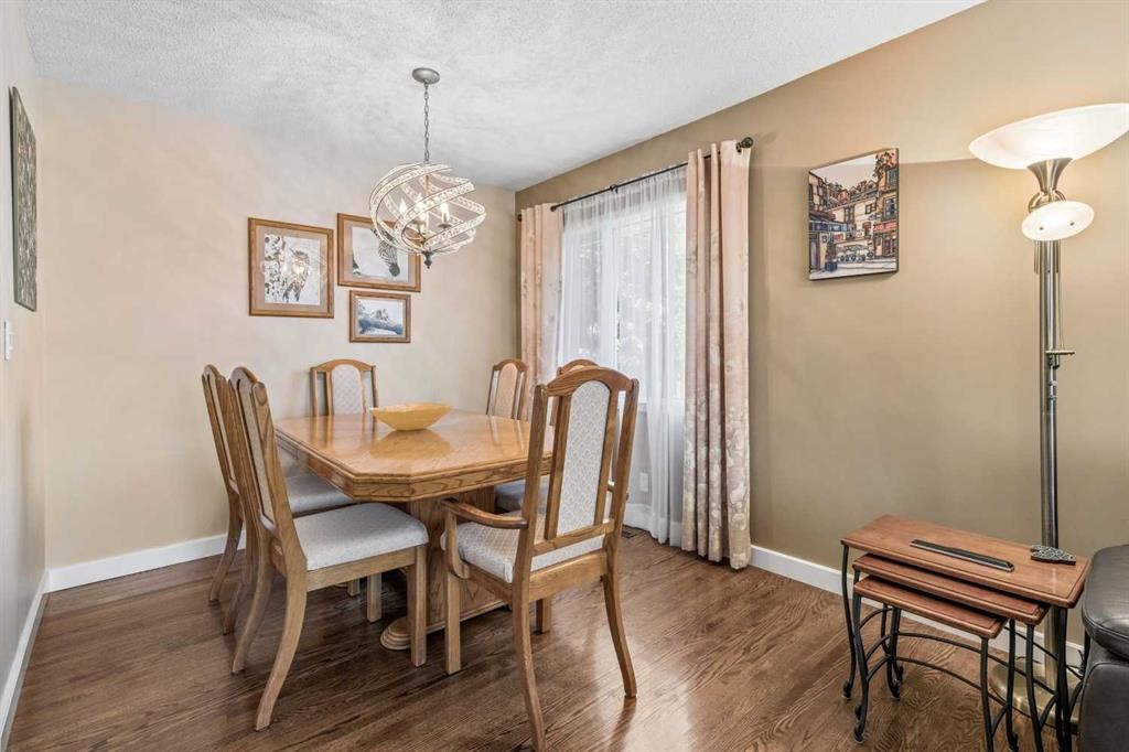 9403 Abbott Place Se, Calgary, AB