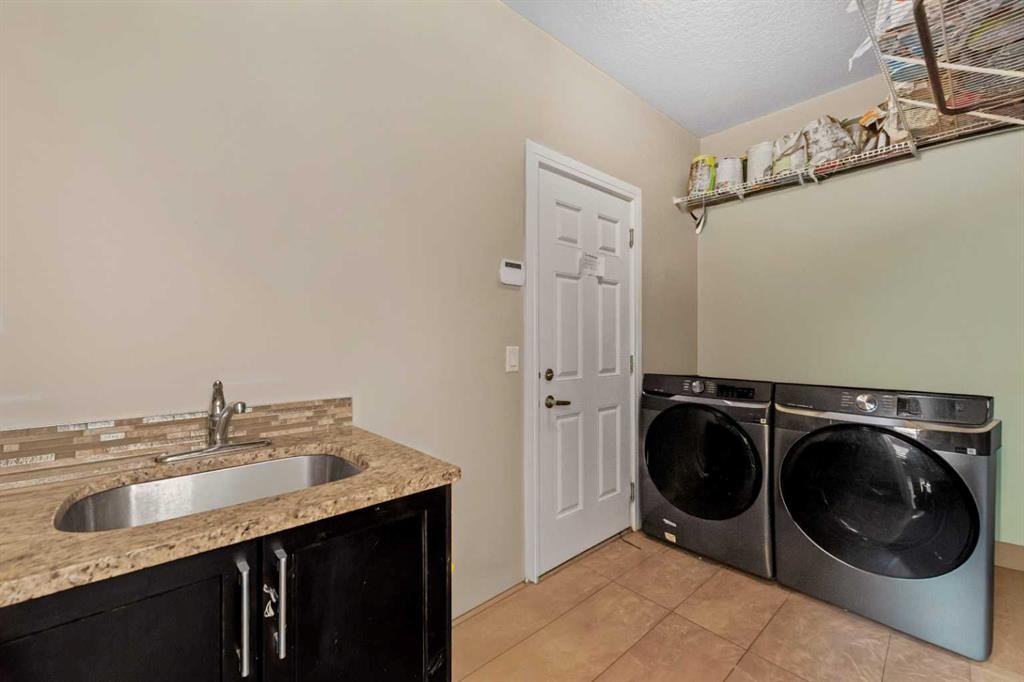 30 Saddlelake View Ne, Calgary, AB