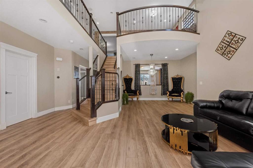30 Saddlelake View Ne, Calgary, AB