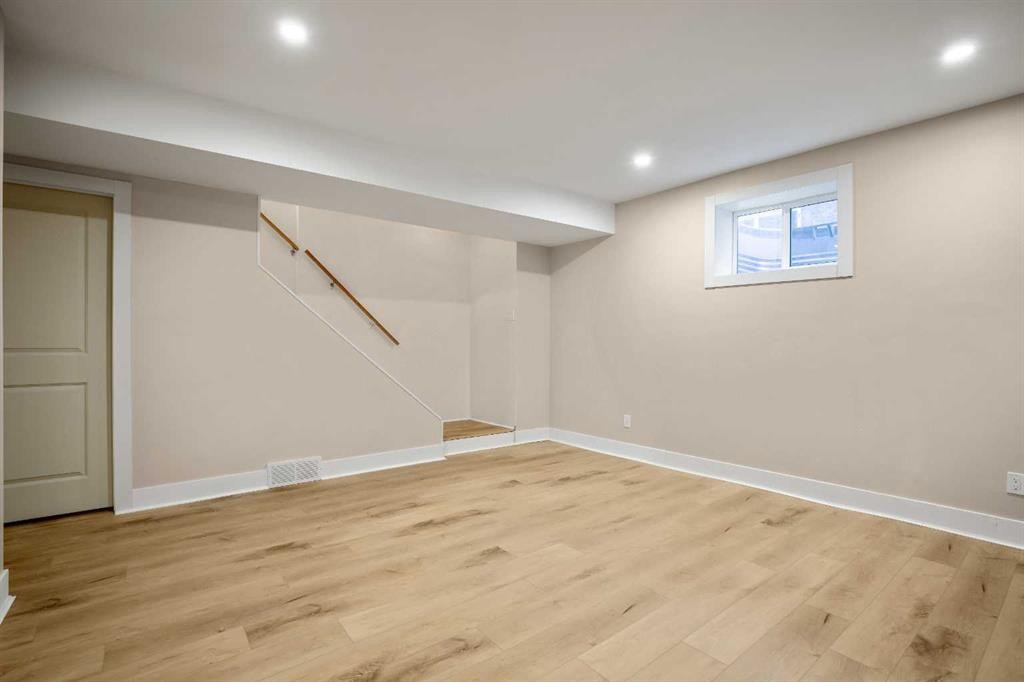 336 Butte Place, Stavely, AB - Indoor