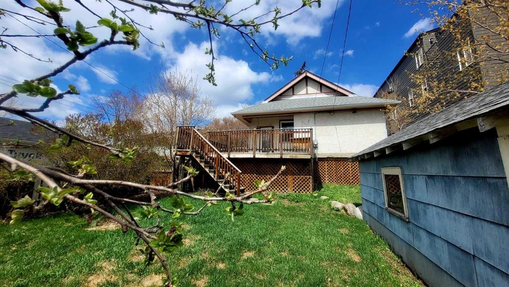 2713 9 Avenue Se, Calgary, AB
