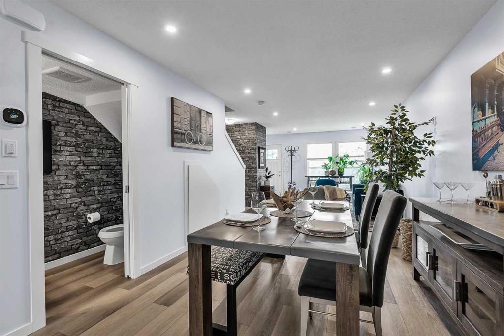 406 Cranbrook Square Se, Calgary, AB