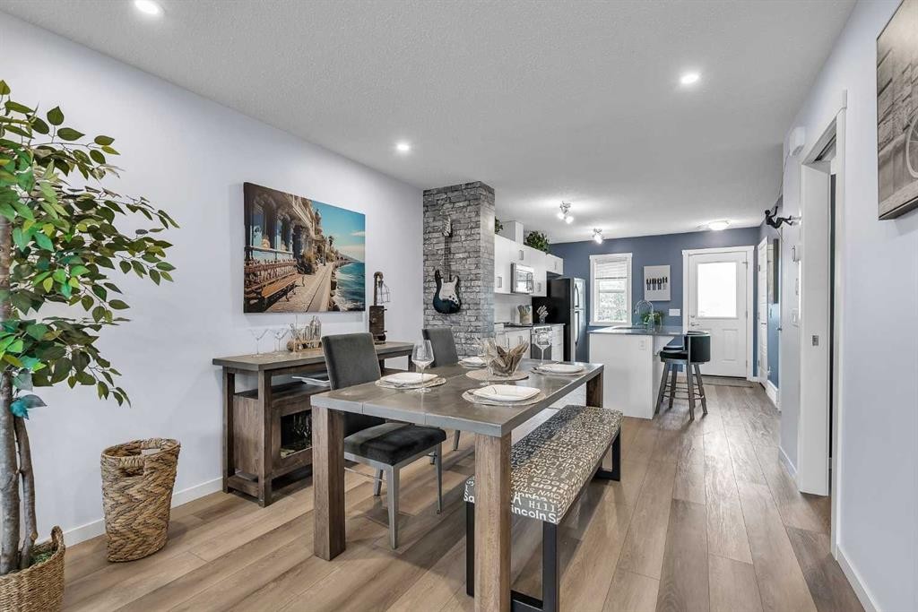 406 Cranbrook Square Se, Calgary, AB