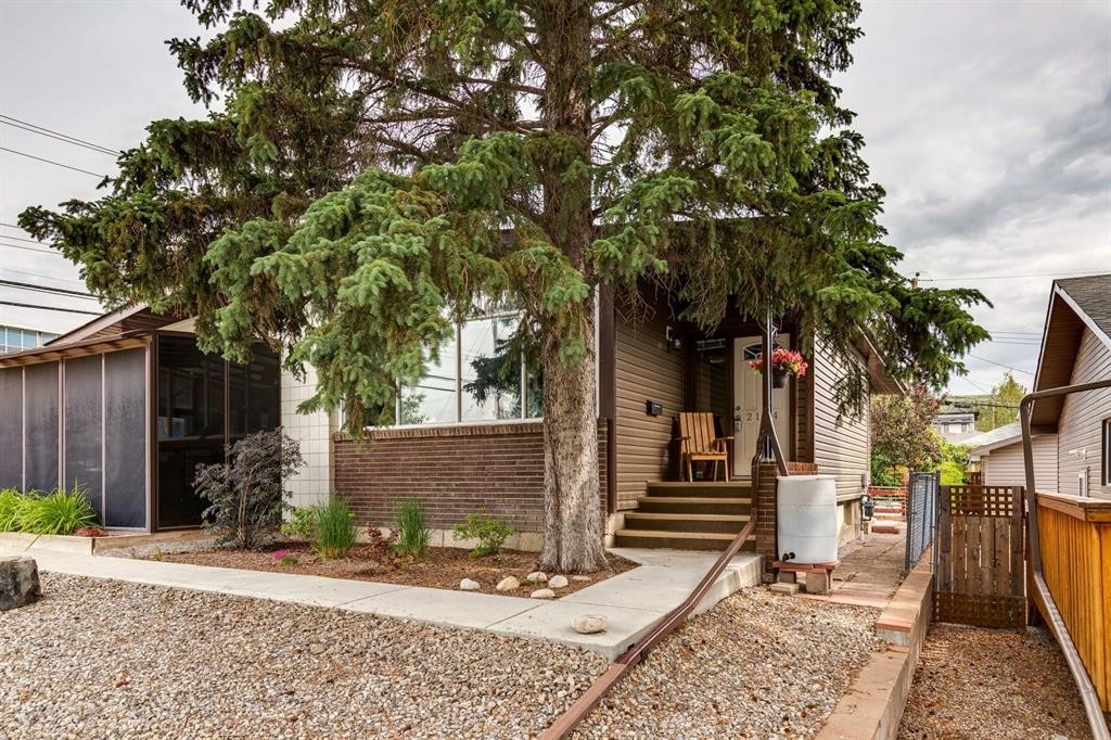 2144 Chilcotin Road Nw, Calgary, AB