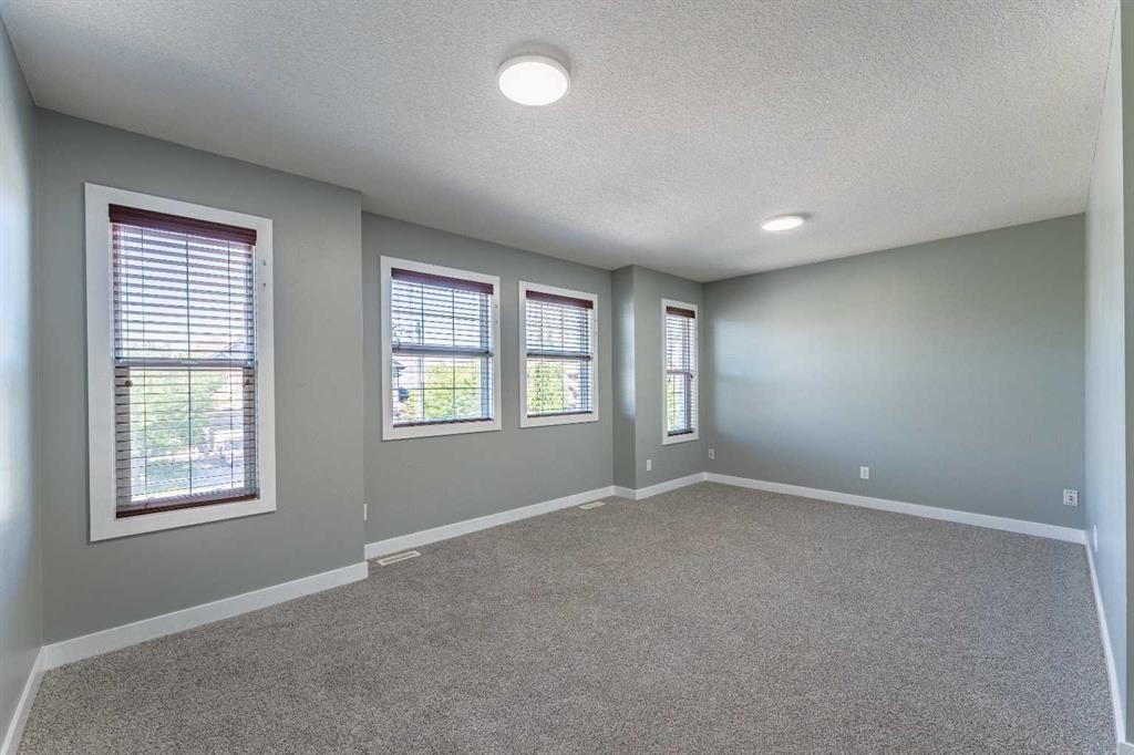 136 Legacy Circle Se, Calgary, AB