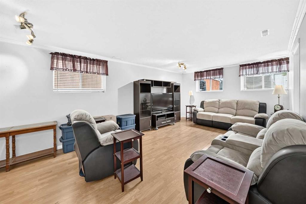 57 San Diego Way Ne, Calgary, AB