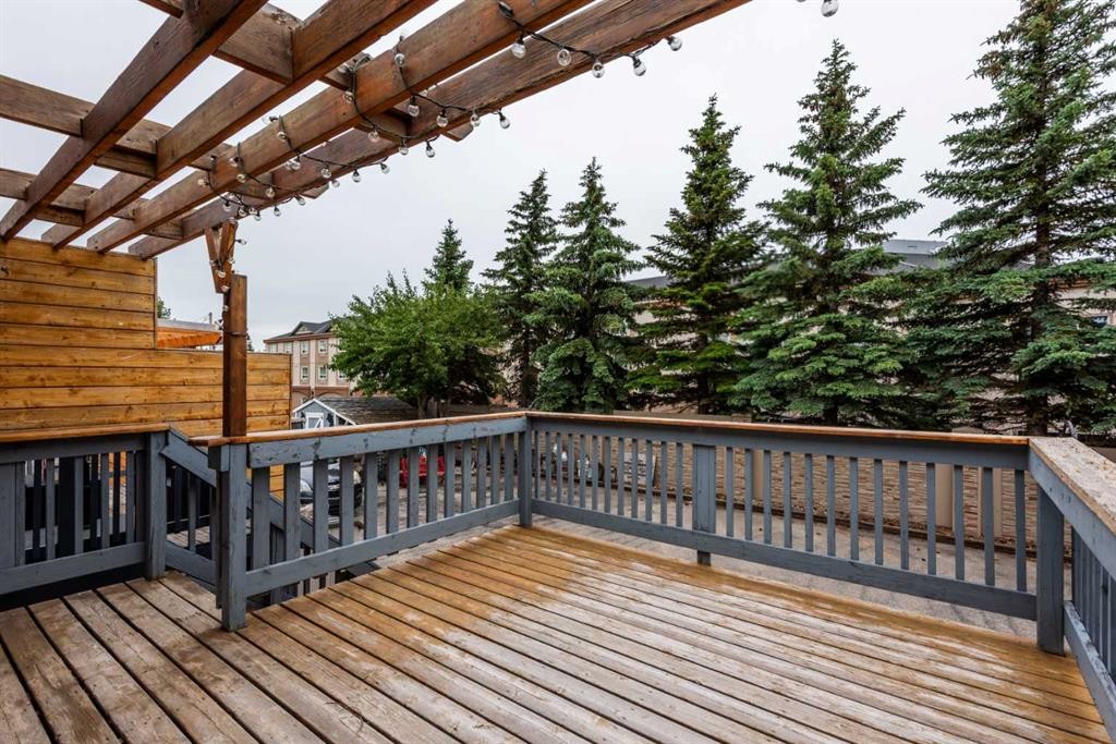 622 3 Street, Strathmore, AB
