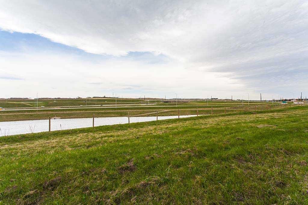 91 Bridlecrest Street Sw, Calgary, AB