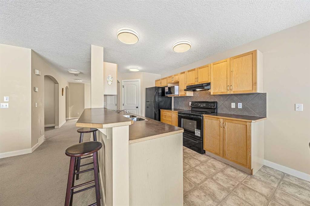 91 Bridlecrest Street Sw, Calgary, AB