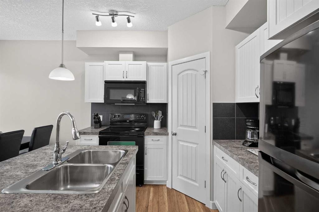 29 Sage Hill Common Nw, Calgary, AB