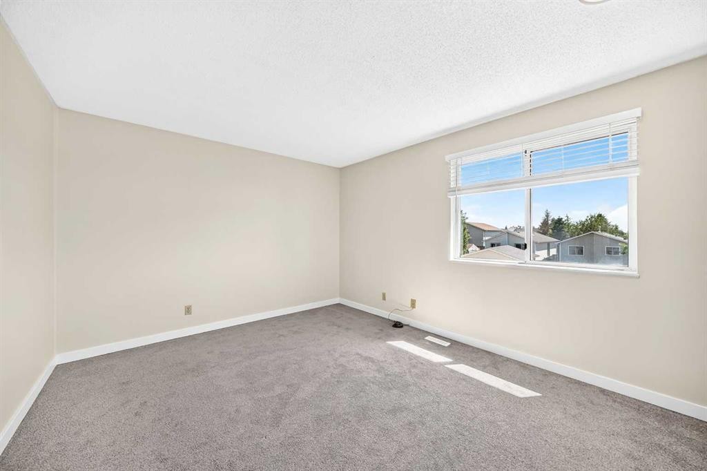 35 Martindale Court Ne, Calgary, AB