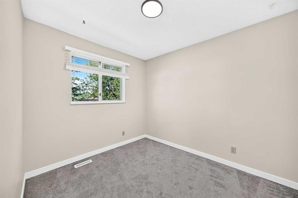 35 Martindale Court Ne, Calgary, AB