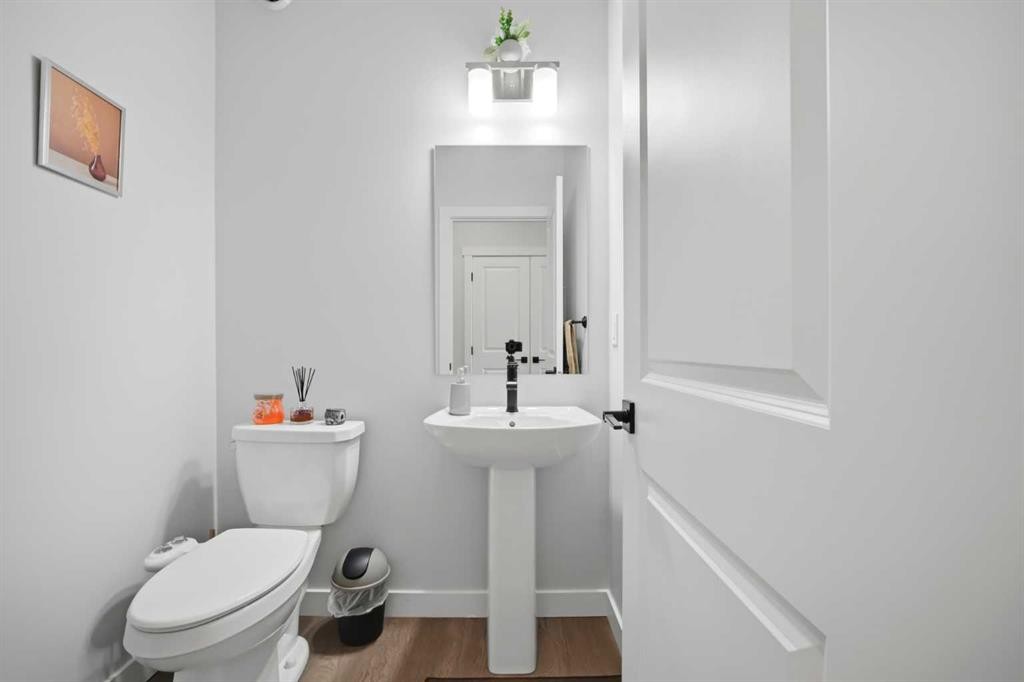 241 Homestead Crescent Ne, Calgary, AB - Indoor Photo Showing Bathroom