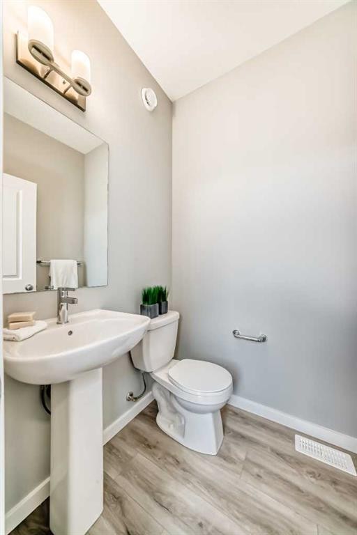 58 Sora Gardens Se, Calgary, AB