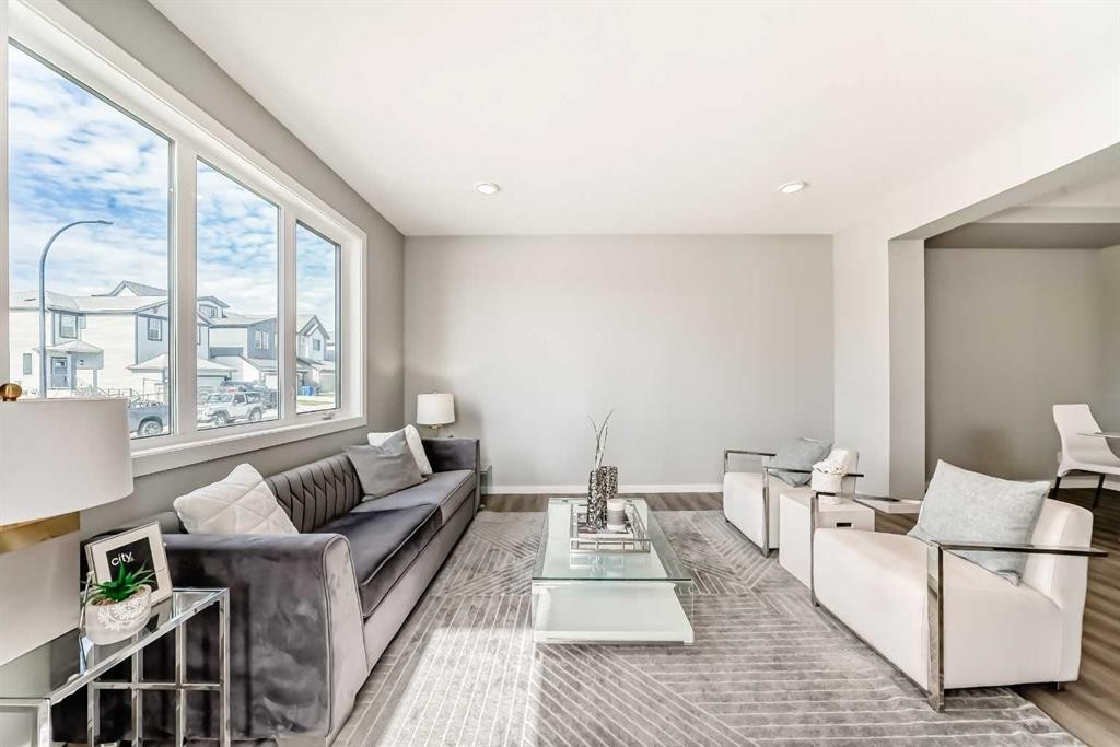 58 Sora Gardens Se, Calgary, AB