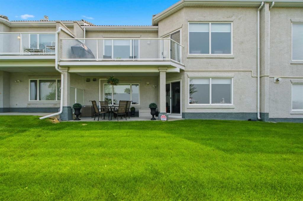 9 Hampstead Green Nw, Calgary, AB