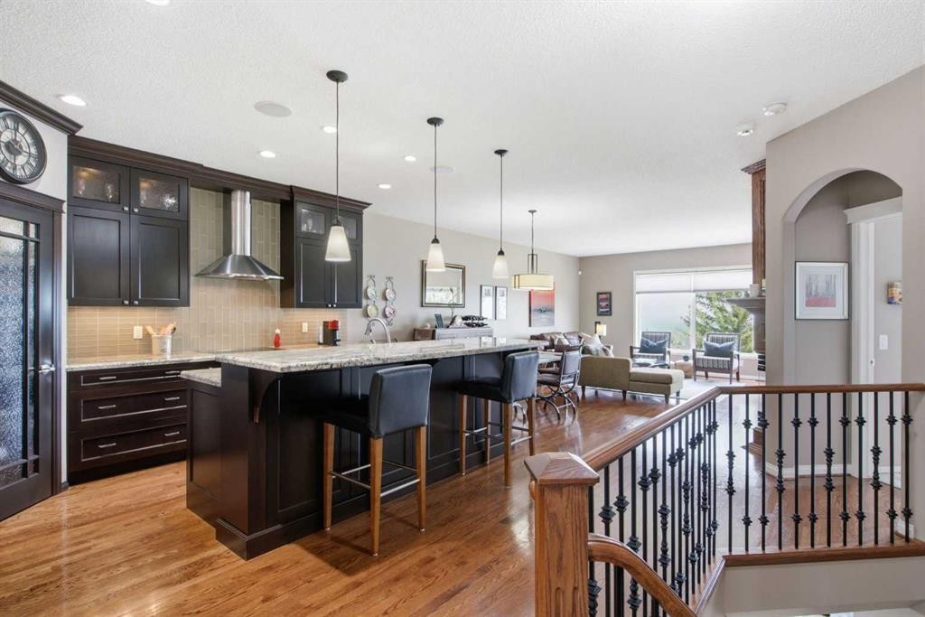 9 Hampstead Green Nw, Calgary, AB