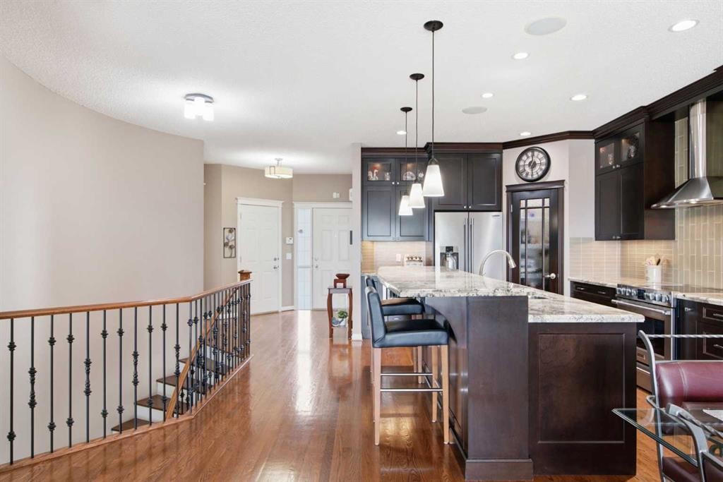 9 Hampstead Green Nw, Calgary, AB
