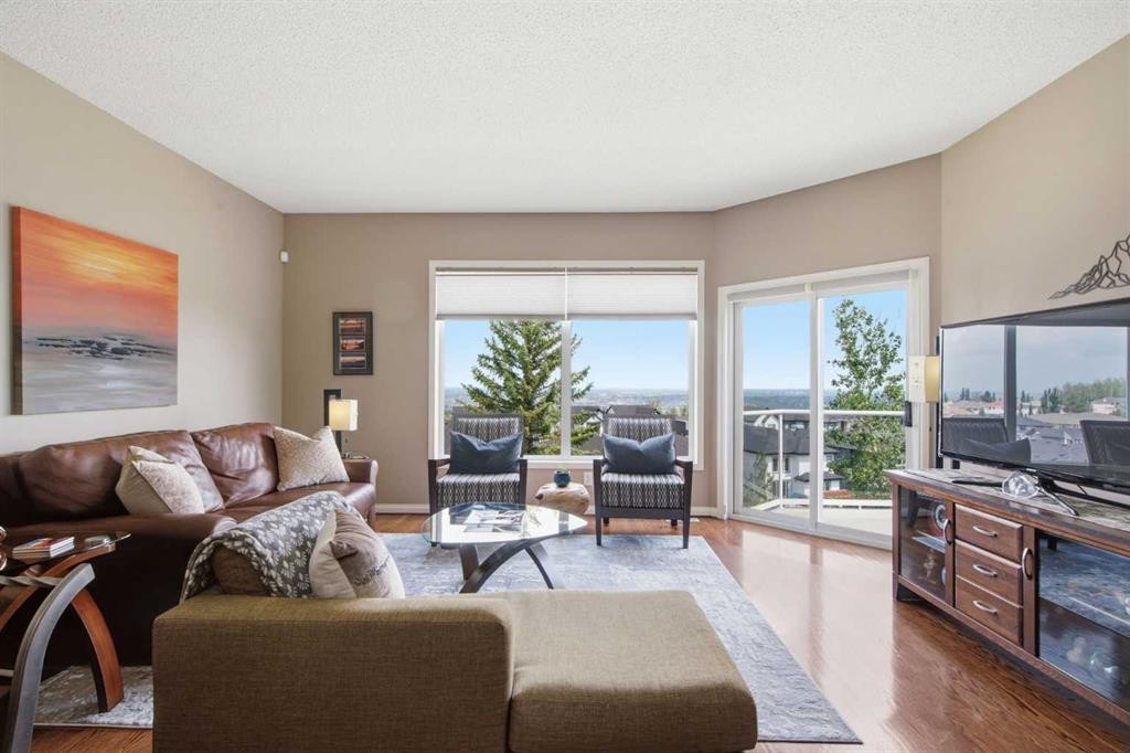 9 Hampstead Green Nw, Calgary, AB