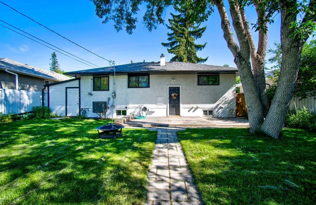 4319 Greenview Drive Ne, Calgary, AB - Outdoor