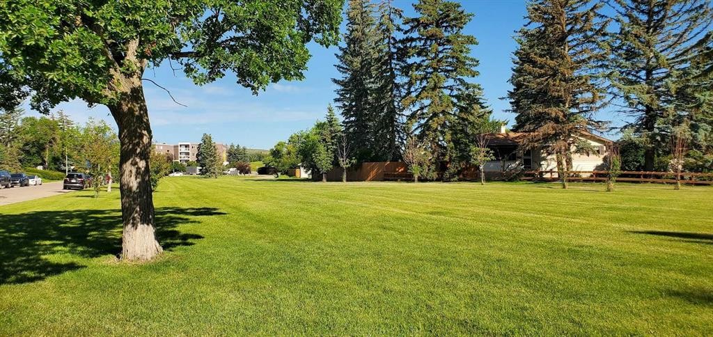 4319 Greenview Drive Ne, Calgary, AB - Outdoor