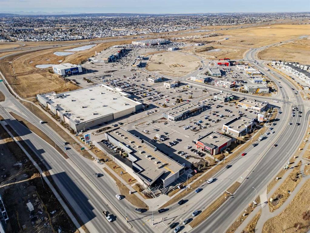 52 Eston Lane Se, Calgary, AB - With View