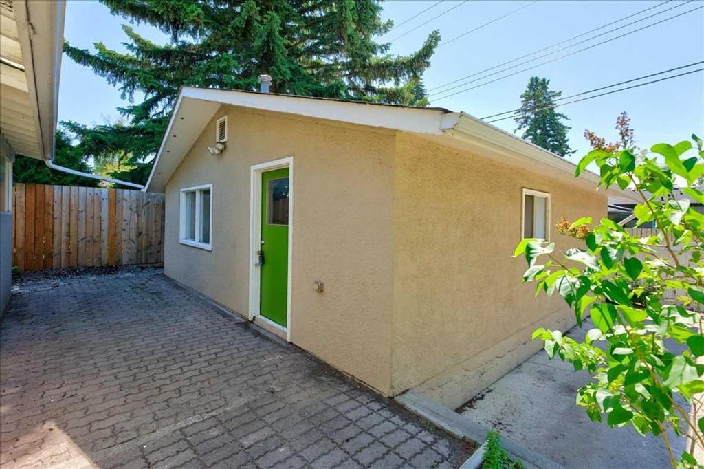 90 Armstrong Crescent Se, Calgary, AB