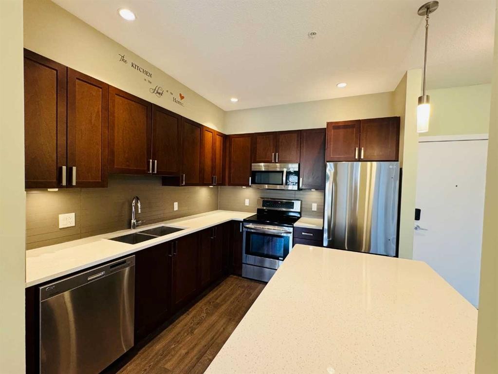 208-16 Auburn Bay Link Se, Calgary, AB