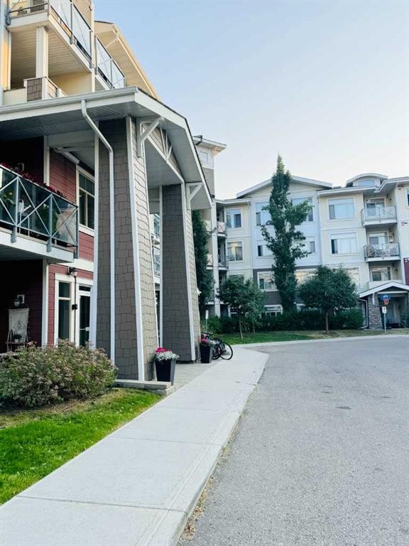 208-16 Auburn Bay Link Se, Calgary, AB