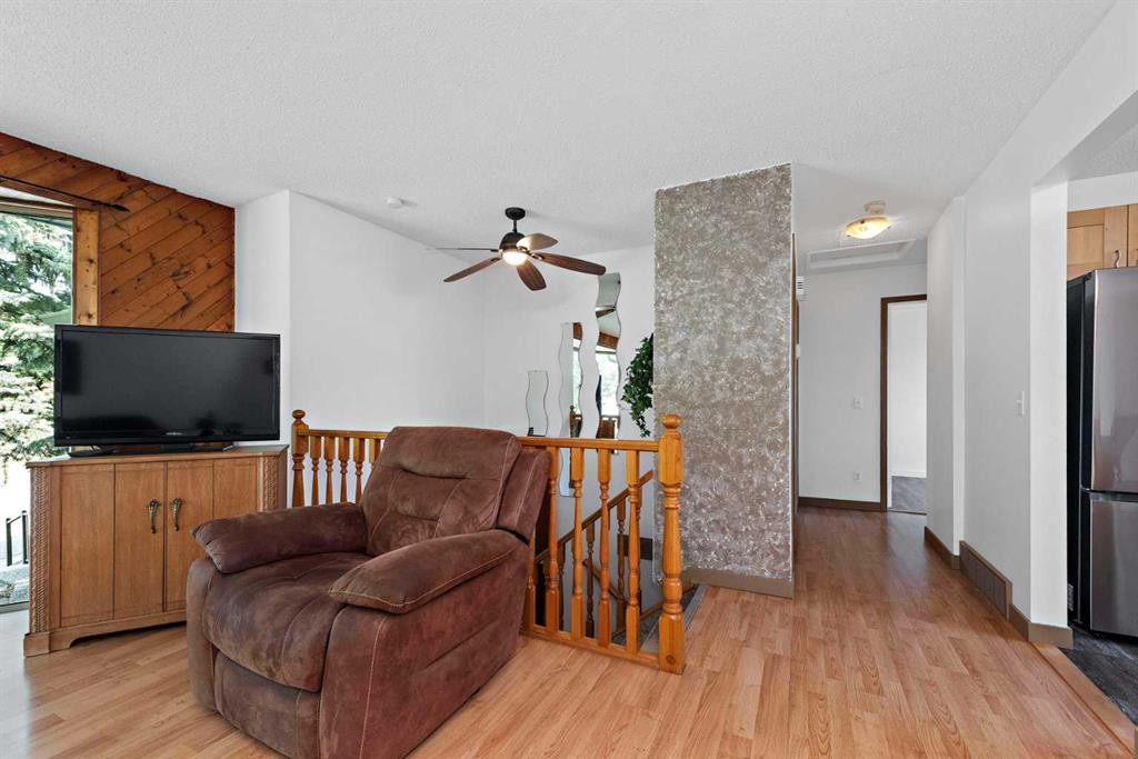 16 Rundleson Way Ne, Calgary, AB