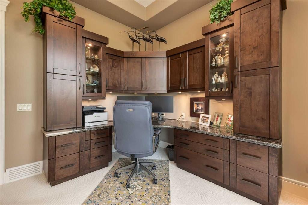 4 Ranche Drive, Heritage Pointe, AB