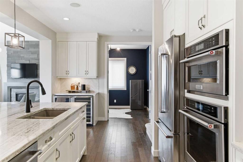 134 Cranbrook Circle Se, Calgary, AB