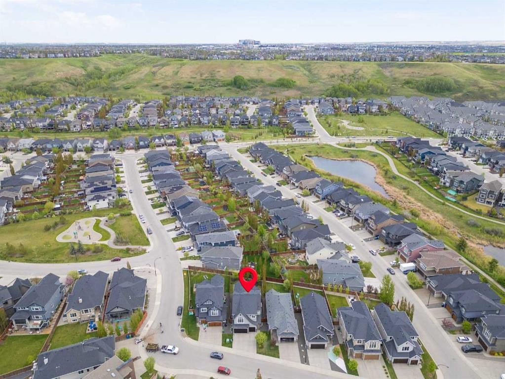 134 Cranbrook Circle Se, Calgary, AB