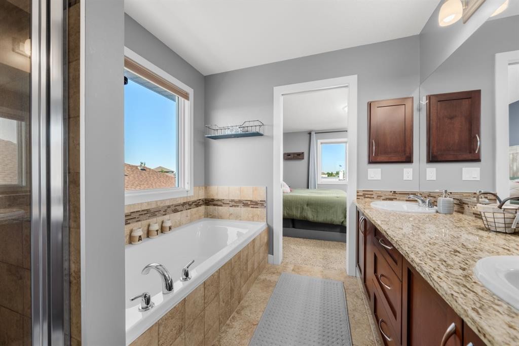 145 Hanson Drive Ne, Langdon, AB