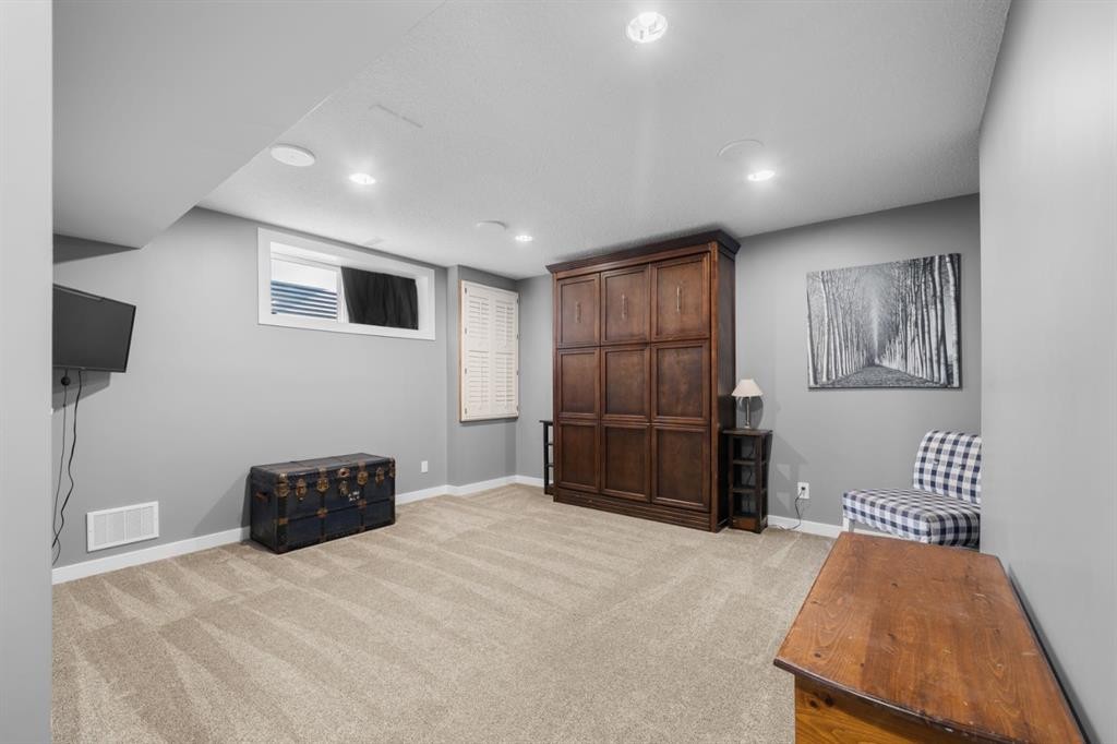 145 Hanson Drive Ne, Langdon, AB