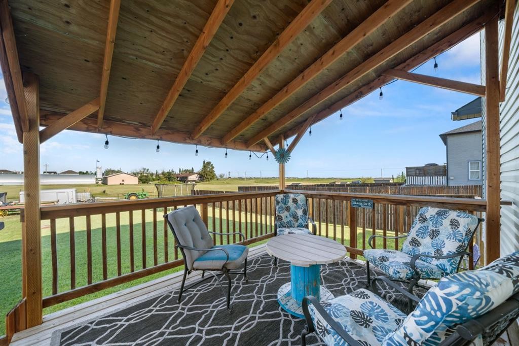 145 Hanson Drive Ne, Langdon, AB