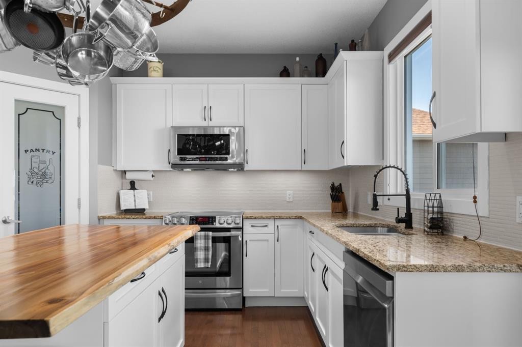 145 Hanson Drive Ne, Langdon, AB