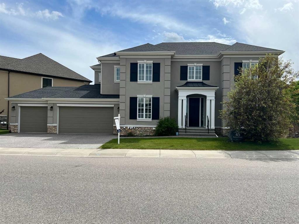 45 Rockcliff Heights Nw, Calgary, AB - Outdoor With Facade