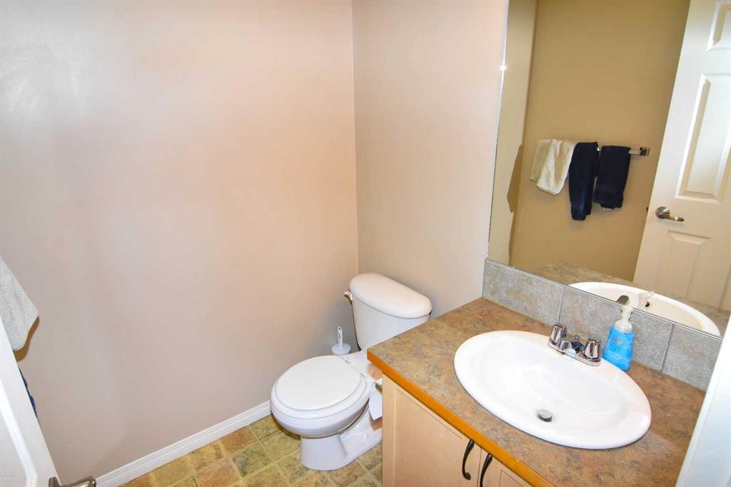 110 Hillview Terrace, Strathmore, AB