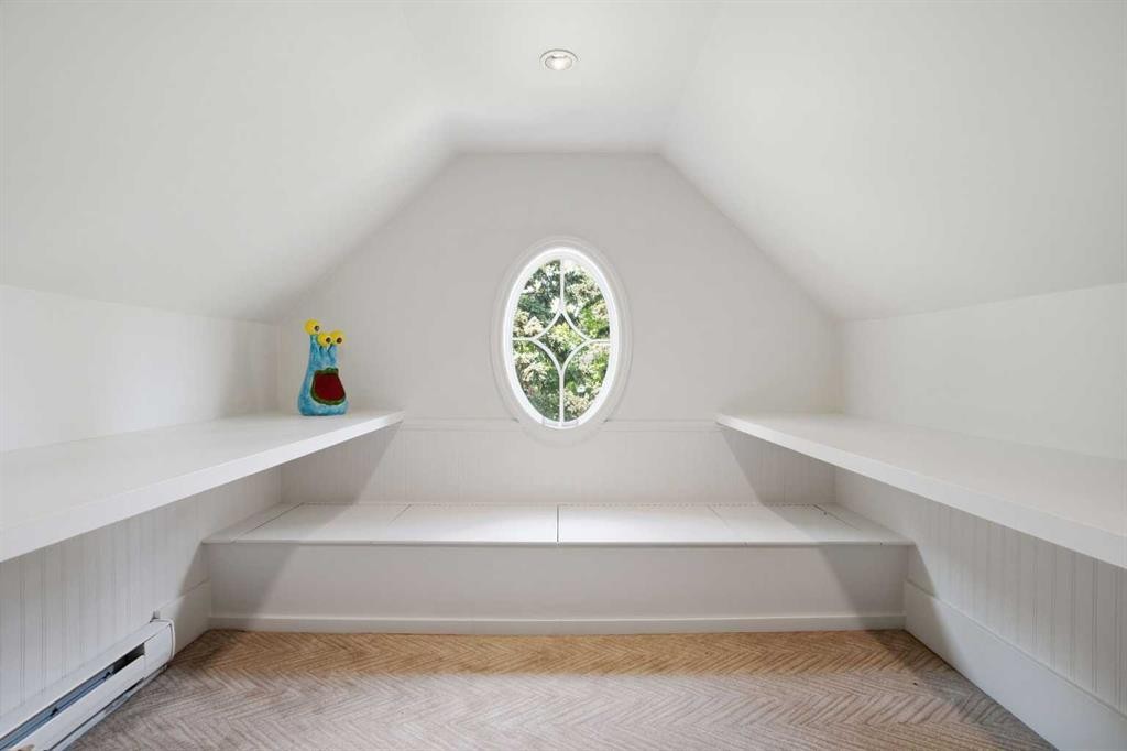 615 Crescent Boulevard Sw, Calgary, AB - Indoor