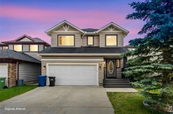 788 Luxstone Landing SWAirdrie, AB T4B 3L1