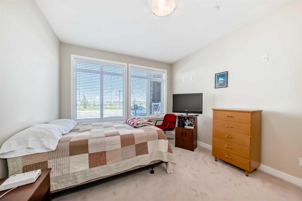 115-1005A Westmount Drive, Strathmore, AB