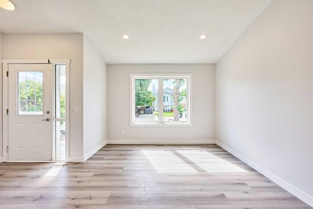 20 Erin Ridge Court Se, Calgary, AB