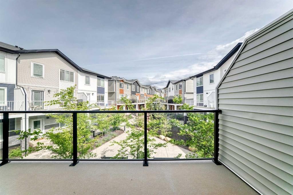 802-335 Creekside Boulevard Sw, Calgary, AB