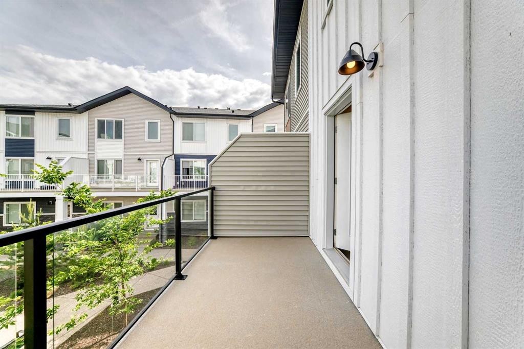 802-335 Creekside Boulevard Sw, Calgary, AB
